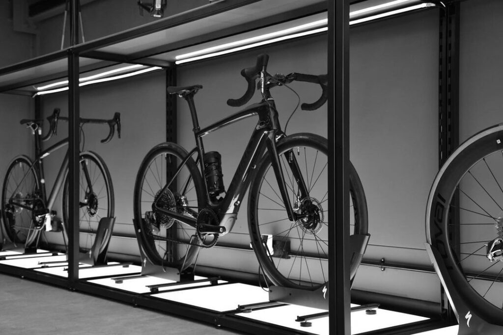Specialized-Norwich-Road-Cycling