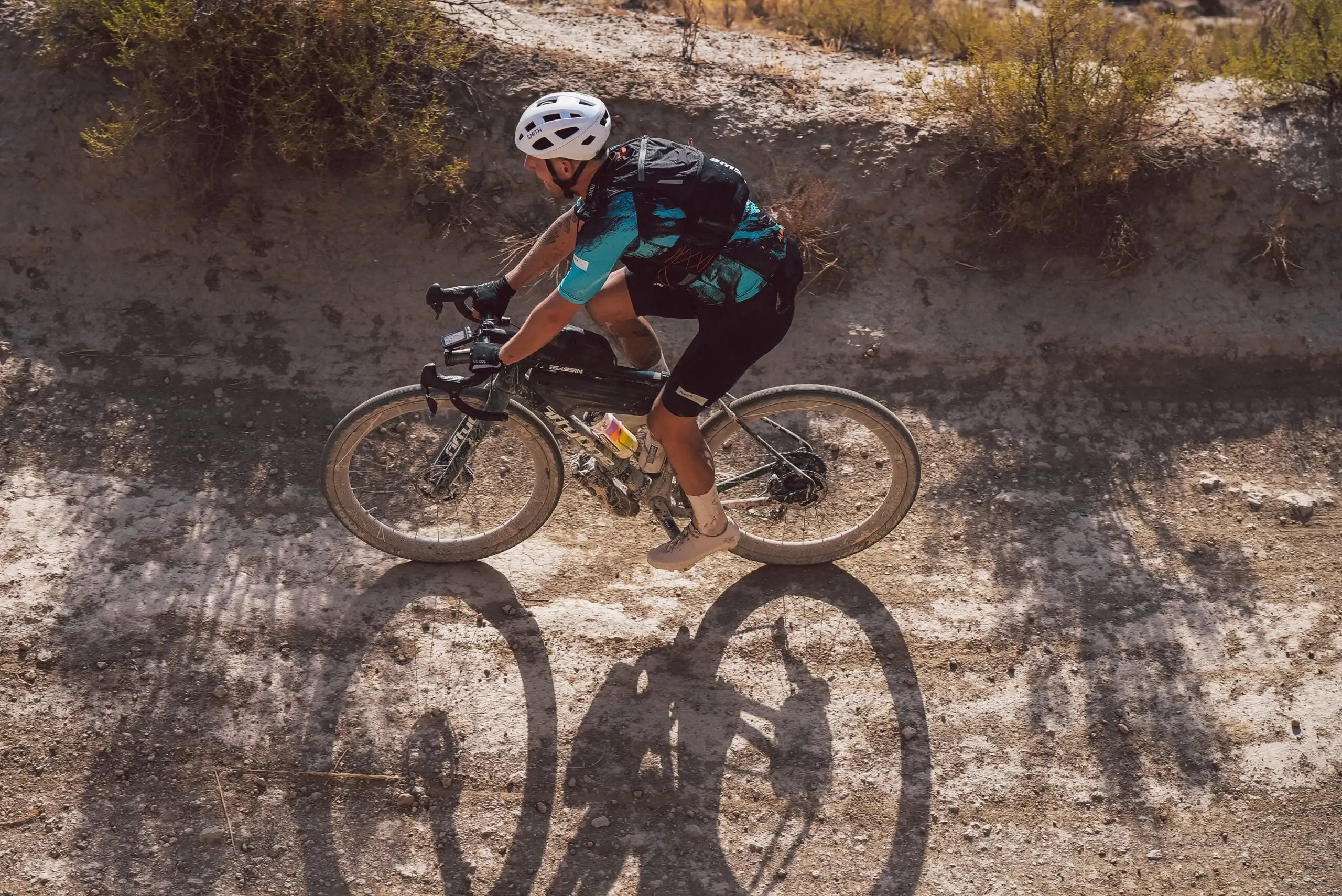 QUOC Shoes – Fulfil all the needs for your life by bike