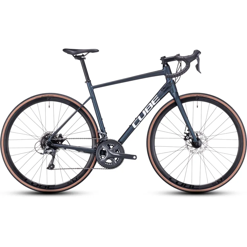 Cube Attain Road Race Bike in Deep Blue White
