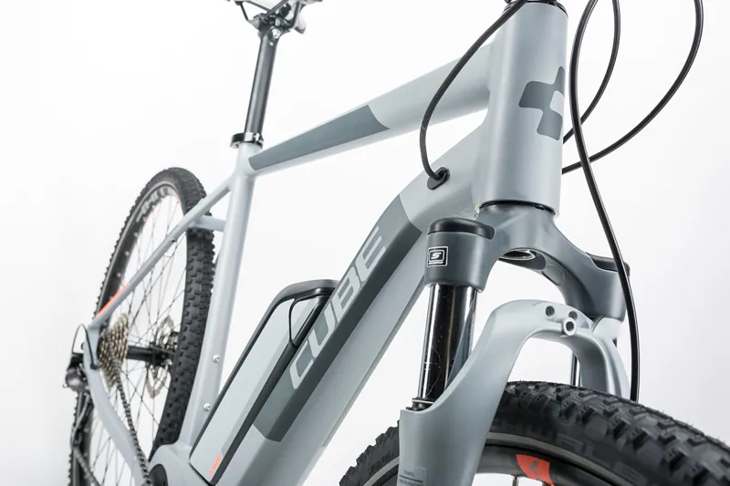 cube cross ebike