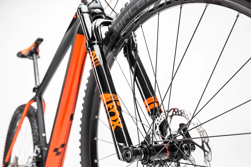 Cube Elite C 62 29er Pro Hardtail in Carbon FlashOrange