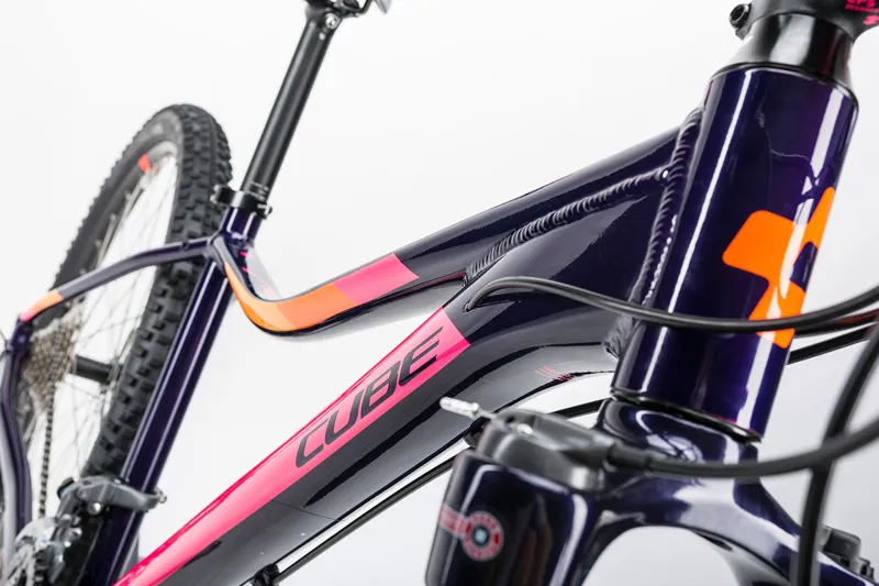 cube womens mountain bike