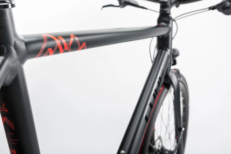Cube Travel SL Hybrid in Black Red