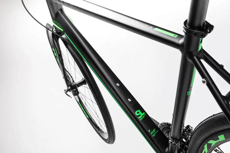 Cube SL Road Race Hybrid in Black FlashGreen