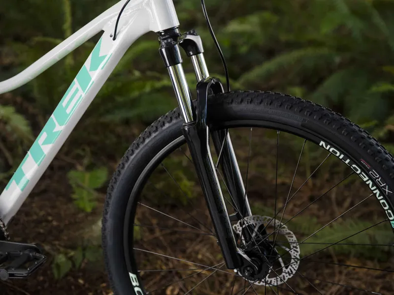 2020 Trek Marlin 5 Womens Hardtail Mountain Bike in Crystal £395.00