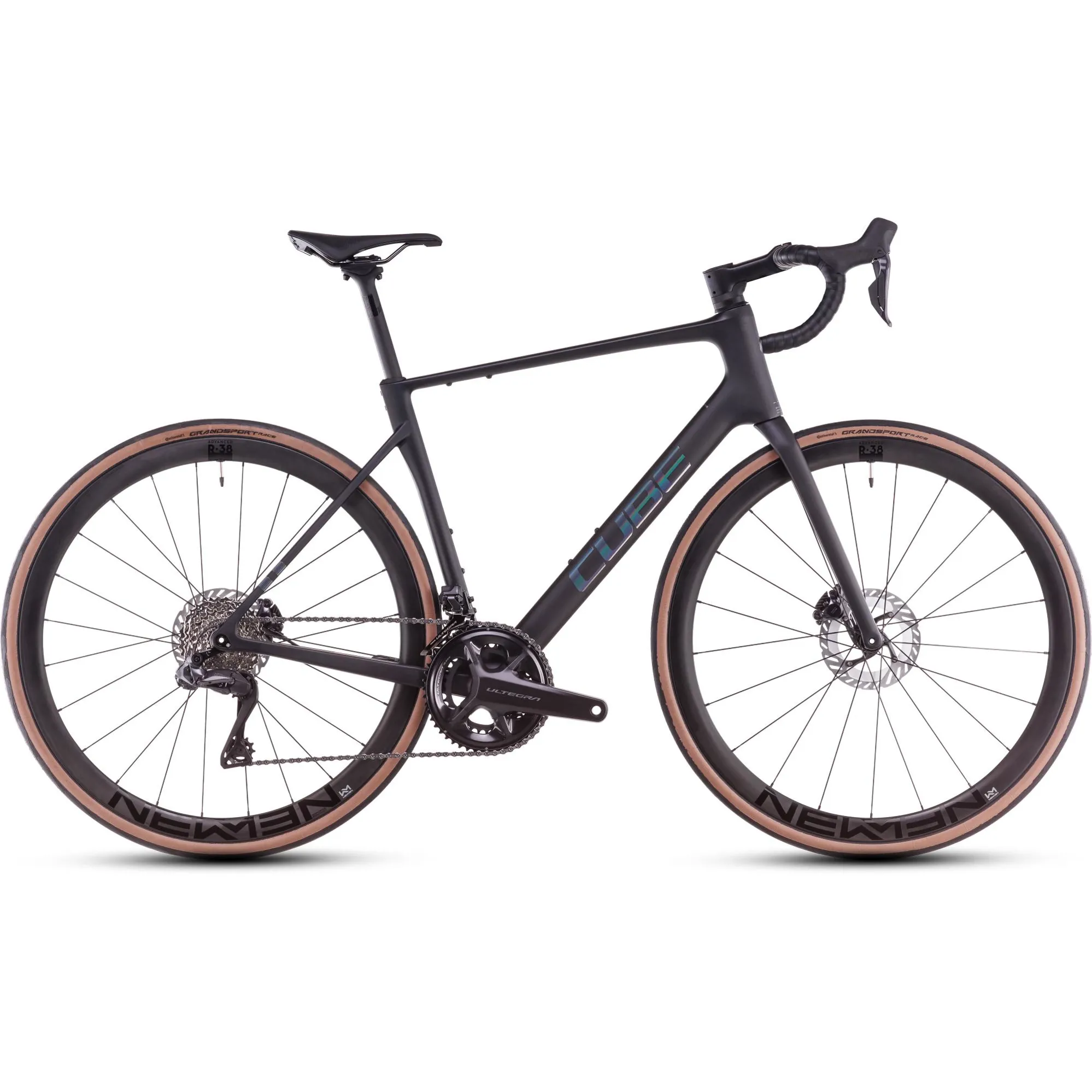 Cube Attain C 62 SLT Carbon Road Bike in Black