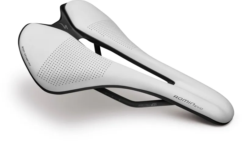 スペシャライズド ローミンEVO EXPERT GEL 143mm（バイクサドル