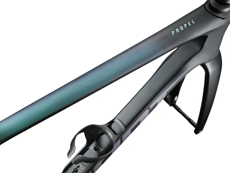 Giant Propel Advanced Pro Frameset in Carbon