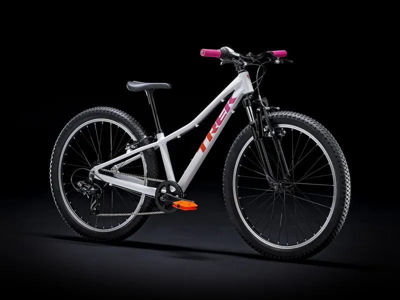 Trek 24 best sale speed hybrid bike
