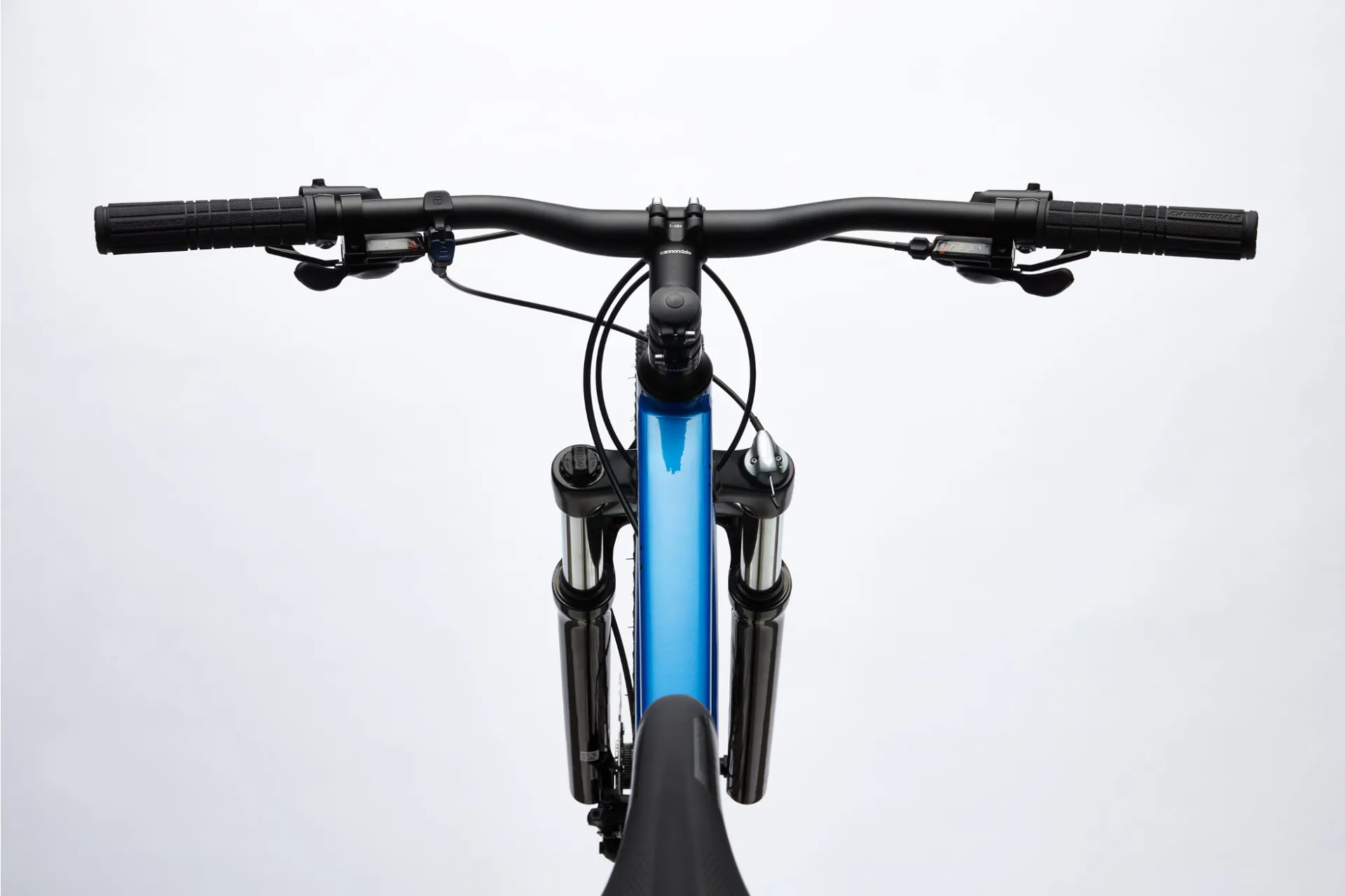 Cannondale Trail 5 Mountain Bike Limited Edition Electric Blue