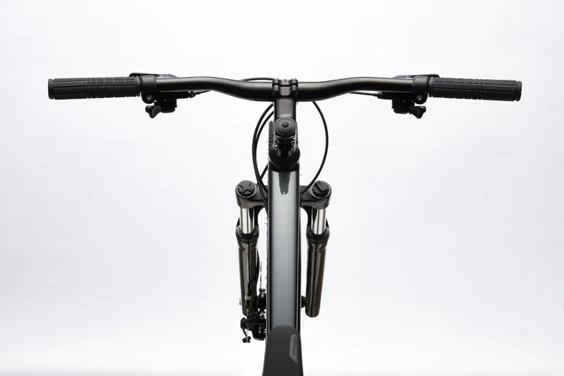 Cannondale trail deals 8 black