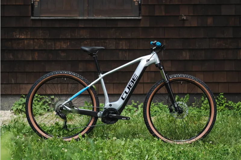 Cube reaction deals hybrid performance 625