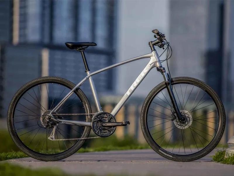 Trek dual sport 3 2019 hybrid bike outlet
